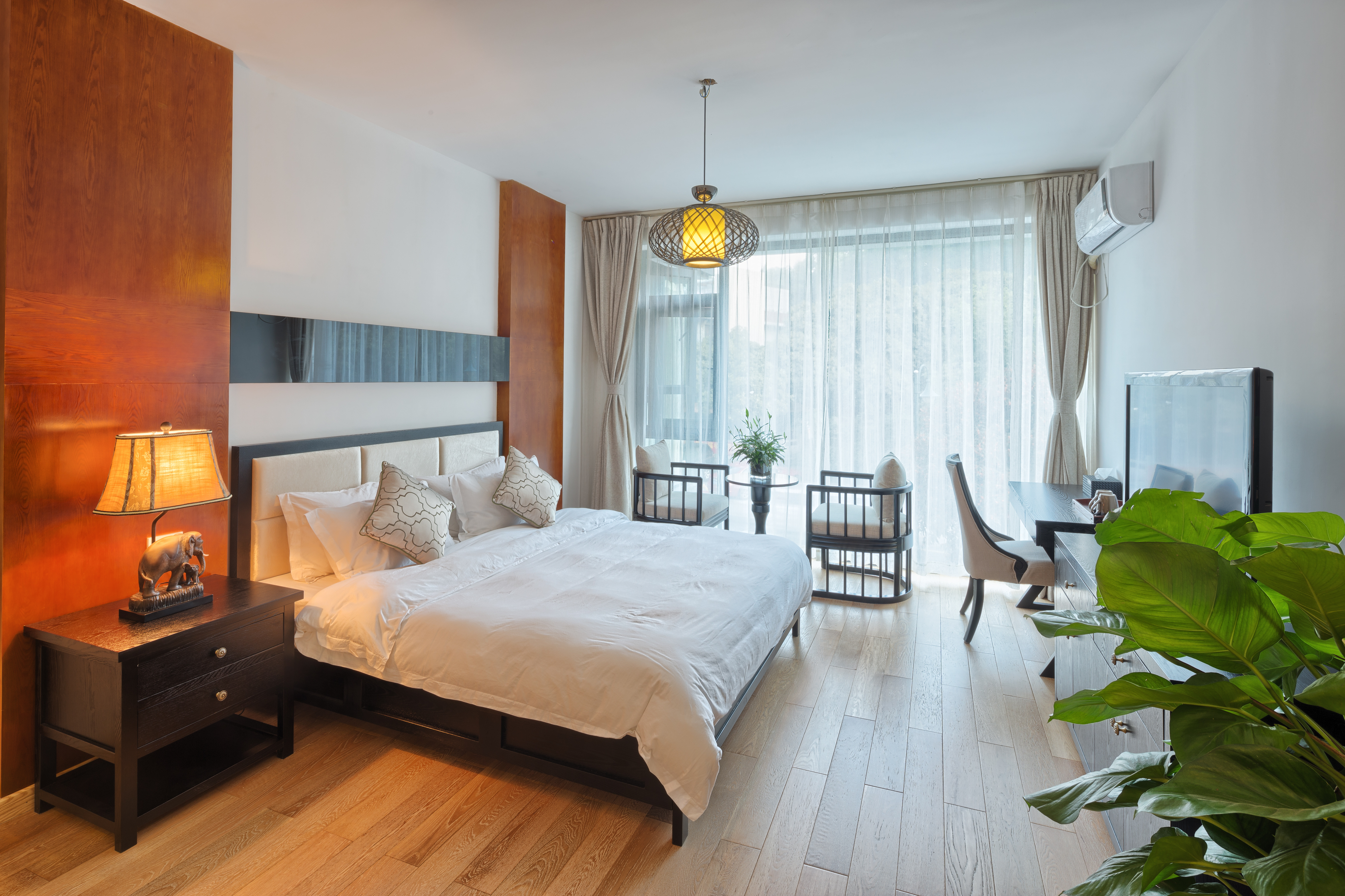 歴代のBooking.com「 Traveller Review Awards  」を受賞したUBIQS運営ホテルをご紹介
